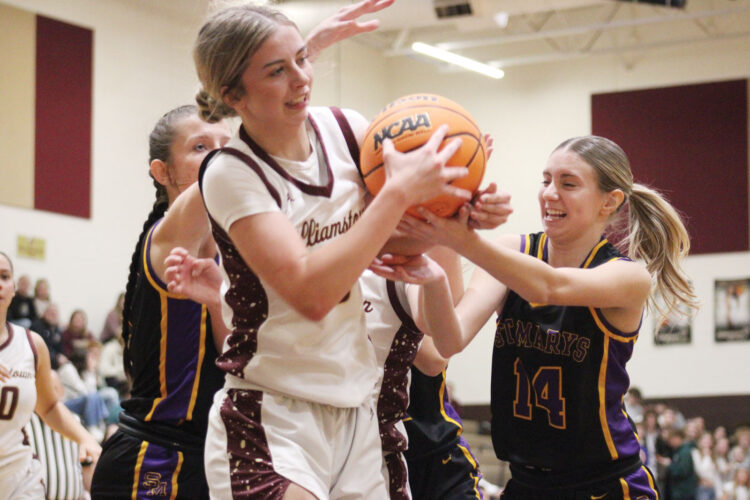 Williamstown wins showdown with St. Marys, 53-49